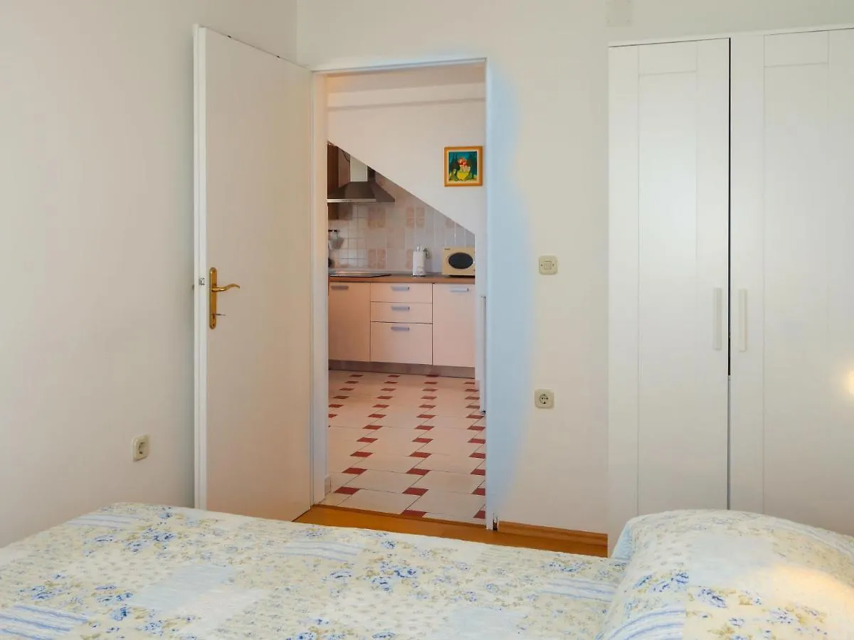 Apartment Marinella - Lbn121 By Interhome Labin